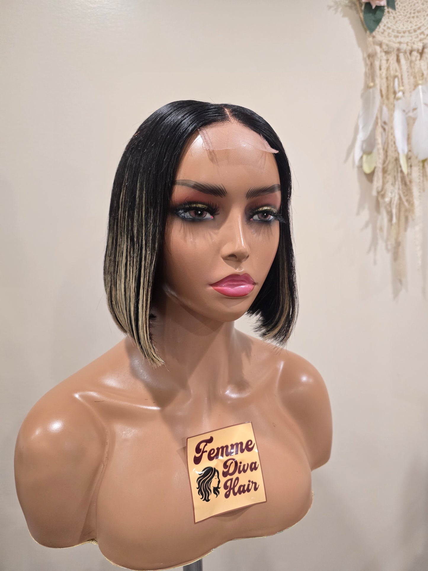 Bone Straight Glueless Blonde Highlights Closure Wig