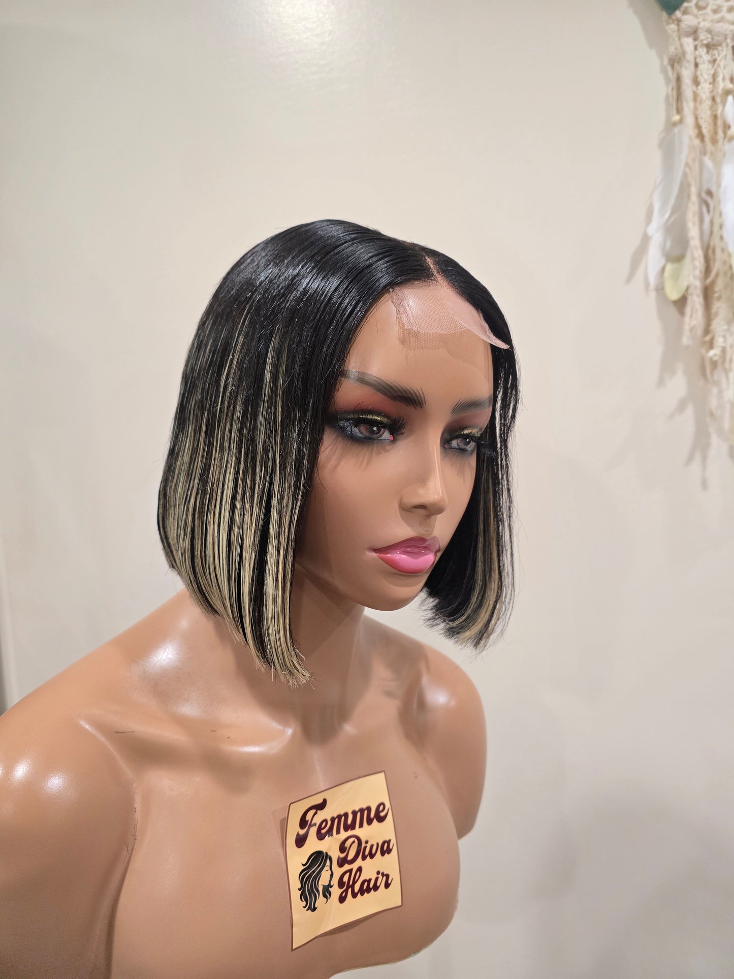 Bone Straight Glueless Blonde Highlights Closure Wig